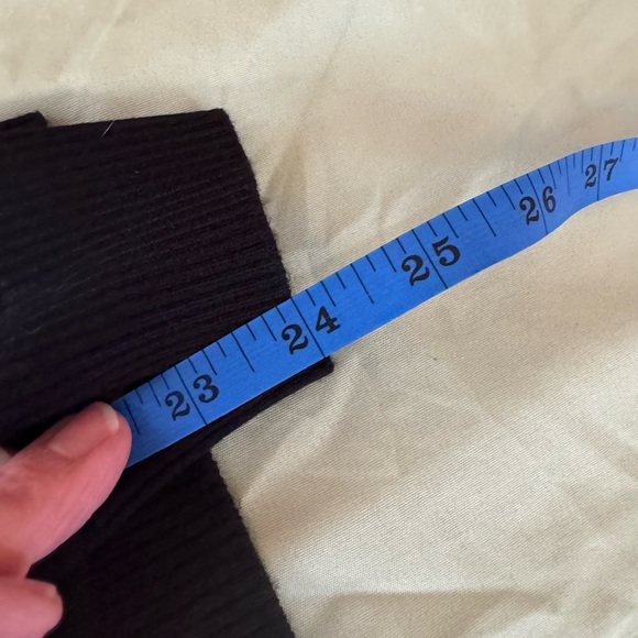 Calvin Klein Women’s Block Turtleneck Sweater Size Small - Picture 8 of 10